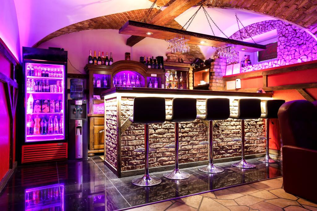 Riga Well Hotel Luaran gambar