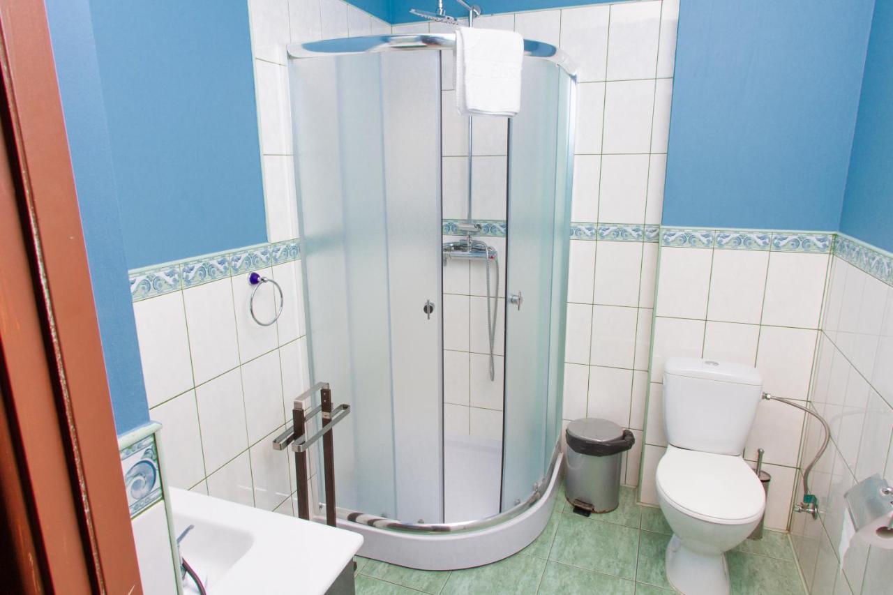 Riga Well Hotel Luaran gambar